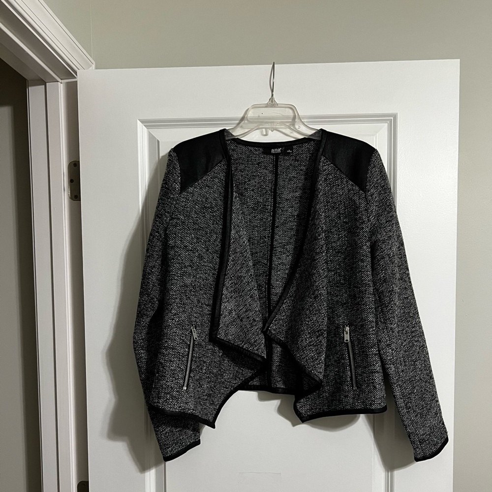 a.n.a cropped blazer